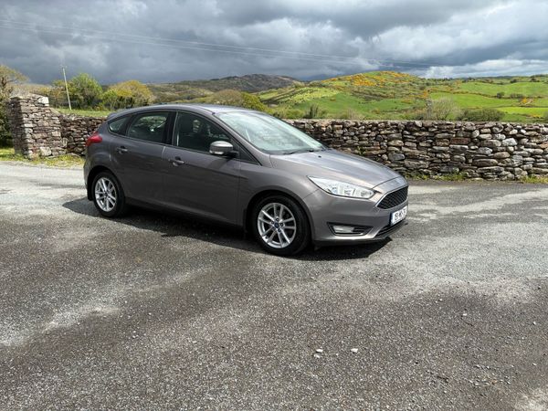 Ford Focus Hatchback, Diesel, 2015, Brown