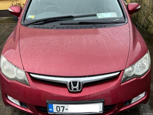 Honda Civic Saloon, Petrol, 2007, Red