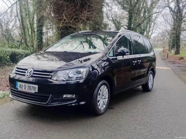 Volkswagen Sharan MPV, Petrol, 2014, Black