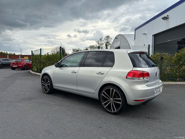 Volkswagen Golf Hatchback, Petrol, 2010, Silver