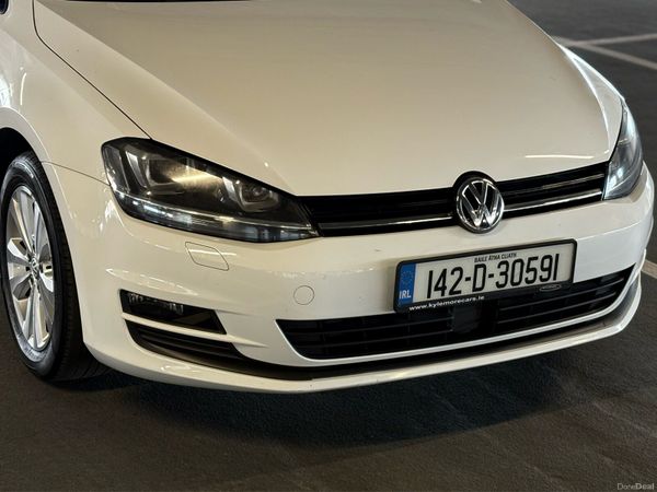 Volkswagen Golf Estate, Petrol, 2014, White