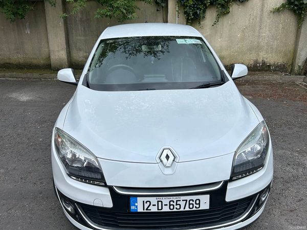 Renault Megane Hatchback, Petrol, 2012, White