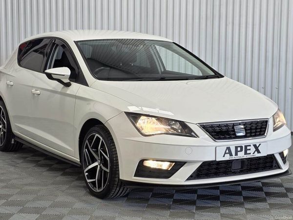 SEAT Leon Hatchback, Petrol, 2017, White