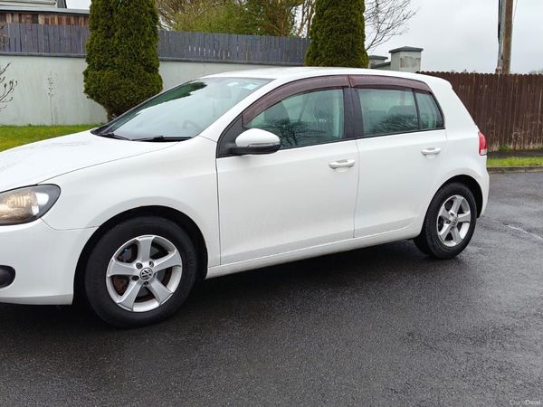 Volkswagen Golf Hatchback, Petrol, 2011, White