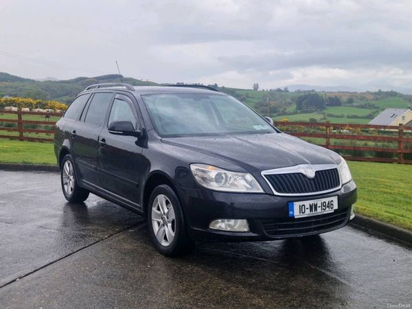 Skoda Octavia Estate, Diesel, 2010, Black