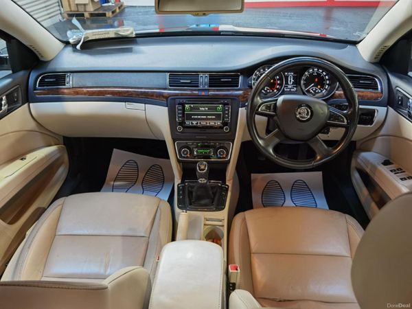 Skoda Superb Saloon, Diesel, 2015, Black