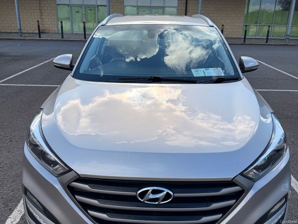 Hyundai Tucson SUV, Diesel, 2016, Beige