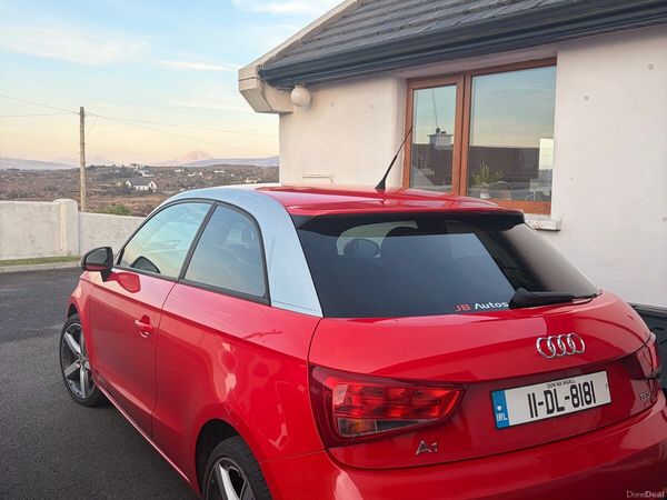 Audi A1 Hatchback, Petrol, 2011, Red