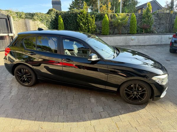BMW 1-Series Hatchback, Diesel, 2016, Black
