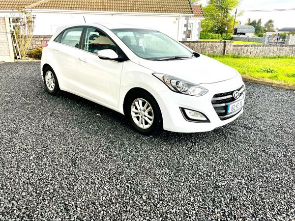 Hyundai i30 Hatchback, Diesel, 2015, White