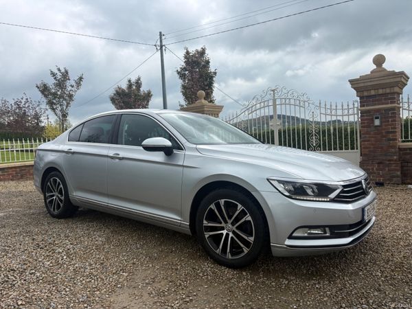Volkswagen Passat Saloon, Diesel, 2018, Grey