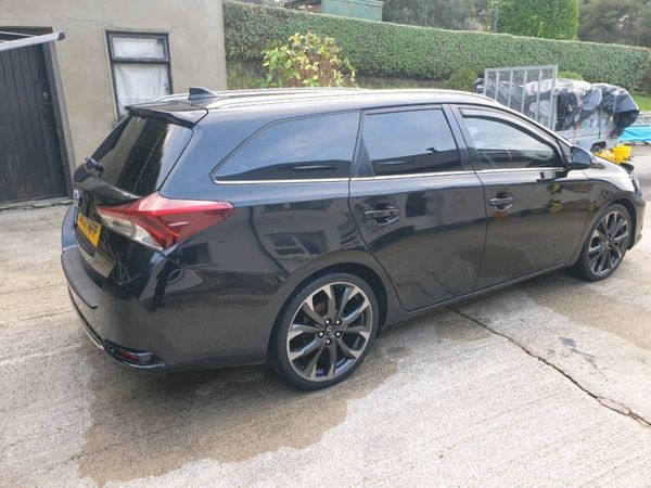 Toyota Auris Estate, Diesel, 2017, Black