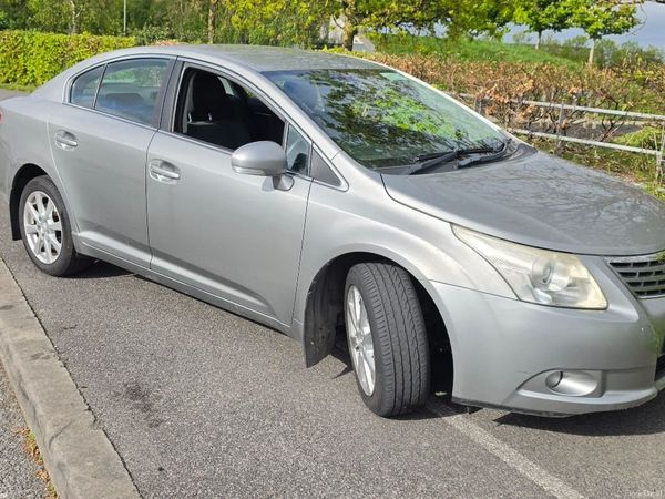 Toyota Avensis Saloon, Diesel, 2010, Grey