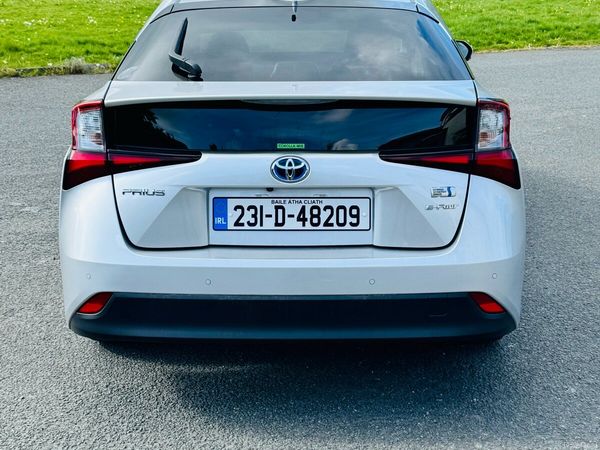 Toyota Prius Hatchback, Petrol Hybrid, 2022, Silver