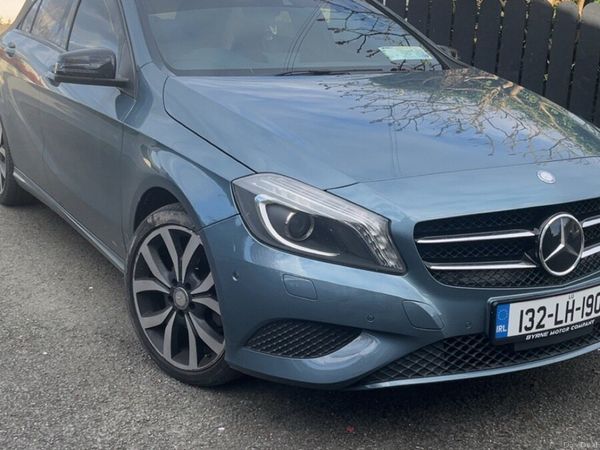 Mercedes-Benz A-Class Hatchback, Petrol, 2013, Blue