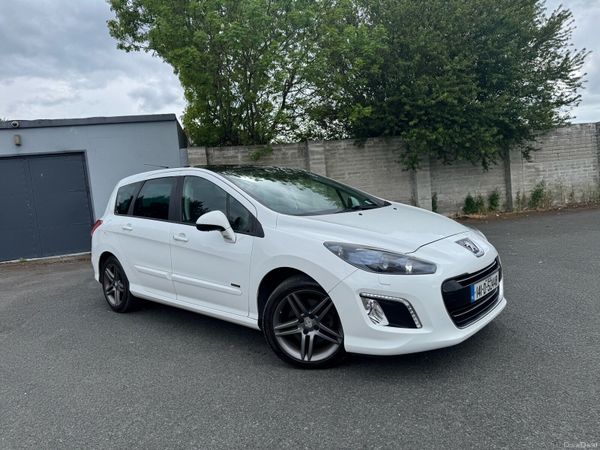 Peugeot 308 Estate, Petrol, 2014, White