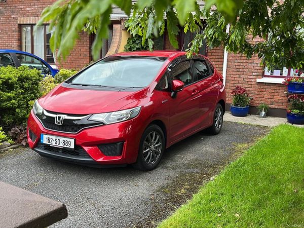 Honda Fit Hatchback, Petrol Hybrid, 2016, Red