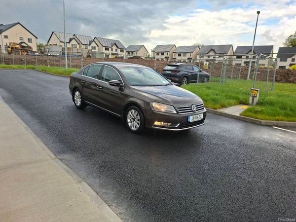 Volkswagen Passat Saloon, Diesel, 2013, Brown