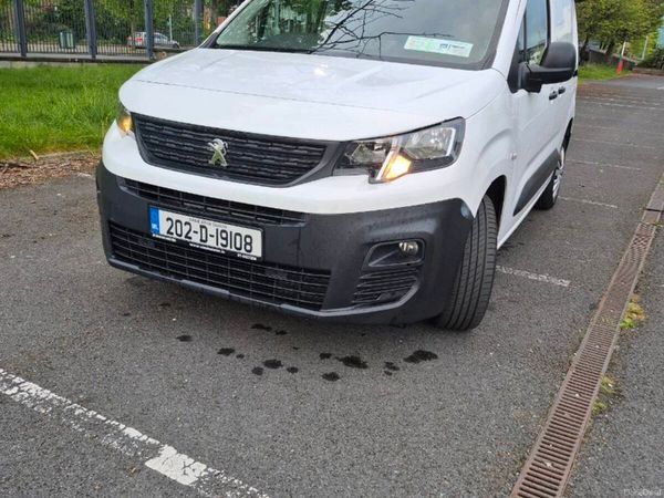 Peugeot Partner MPV, Diesel, 2020, White