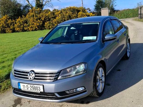 Volkswagen Passat Saloon, Diesel, 2011, Grey