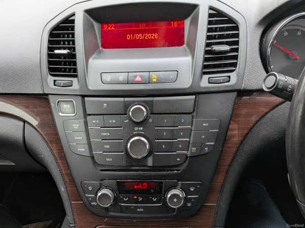 Vauxhall Insignia Hatchback, Diesel, 2012, Silver