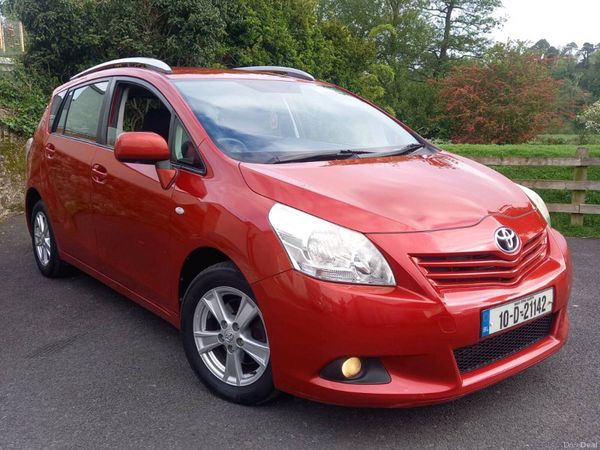 Toyota Verso MPV, Diesel, 2010, Red