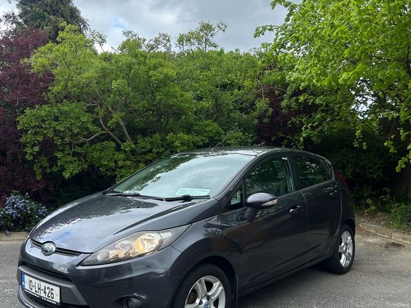 Ford Fiesta Hatchback, Petrol, 2010, Grey