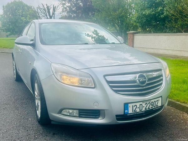 Opel Insignia Saloon, Diesel, 2012, Silver
