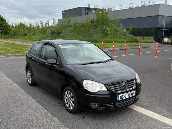 Volkswagen Polo Hatchback, Petrol, 2006, Black