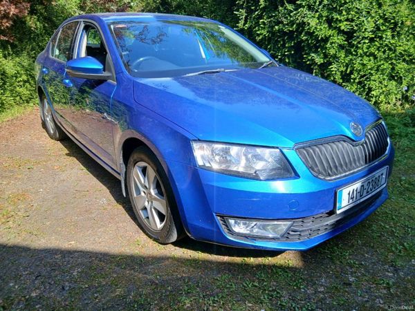 Skoda Octavia Saloon, Diesel, 2014, Blue