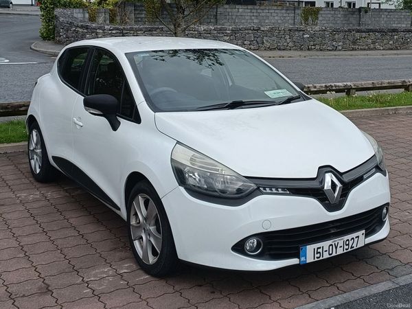 Renault Clio Hatchback, Petrol, 2015, White