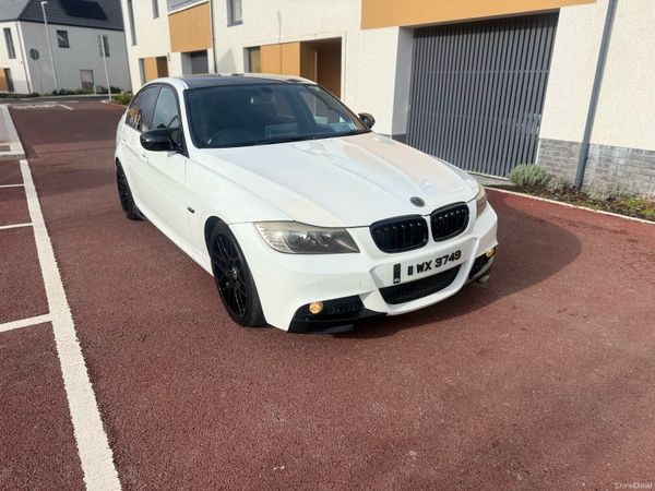 BMW 3-Series Saloon, Diesel, 2011, White