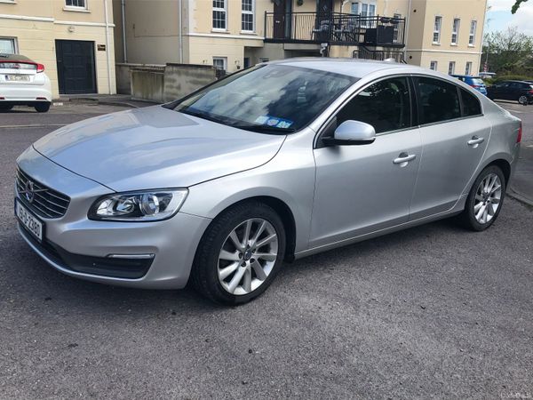 Volvo S60 Saloon, Diesel, 2015, Silver