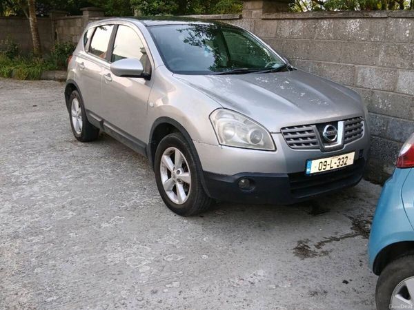 Nissan Qashqai Hatchback, Diesel, 2009, Silver