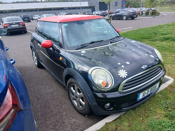 Mini First Hatchback, Petrol, 2010, Black