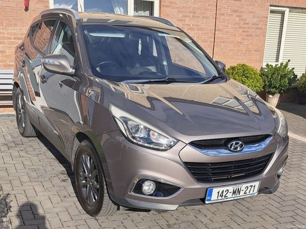 Hyundai ix35 SUV, Diesel, 2014, Brown