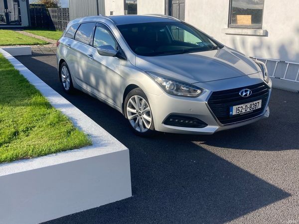 Hyundai i40 Estate/Jeep, Diesel, 2015, Silver