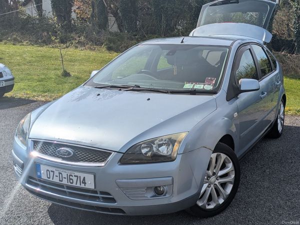Ford Focus Hatchback, Petrol, 2007, Blue
