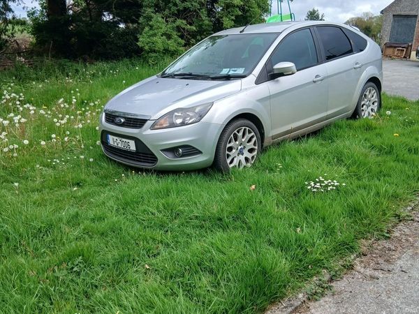 Ford Focus Hatchback, Diesel, 2011, Silver