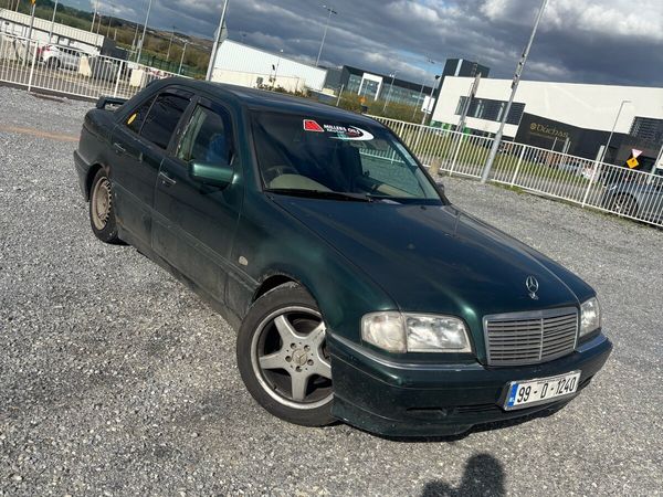 Mercedes-Benz C-Class Saloon, Petrol, 1999, Green