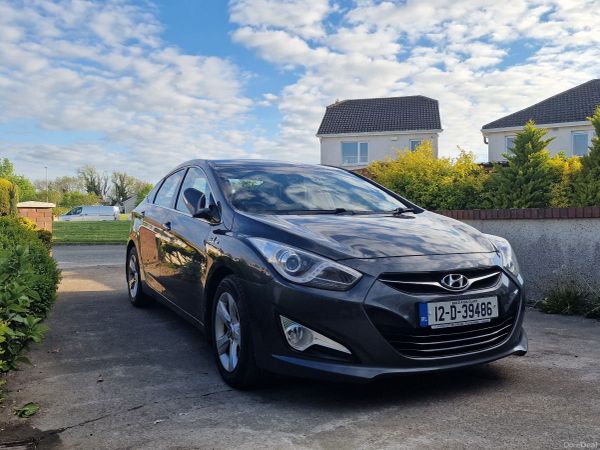 Hyundai i40 Saloon, Diesel, 2012, Grey