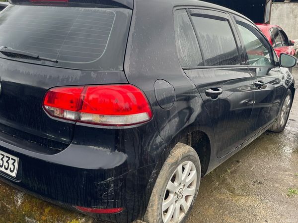 Volkswagen Golf Hatchback, Diesel, 2010, Black