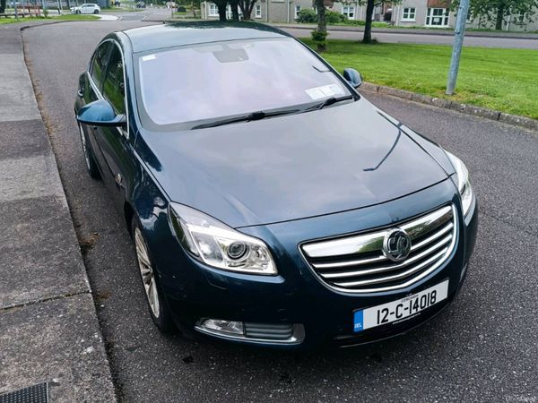Vauxhall Insignia Hatchback, Diesel, 2012, Blue