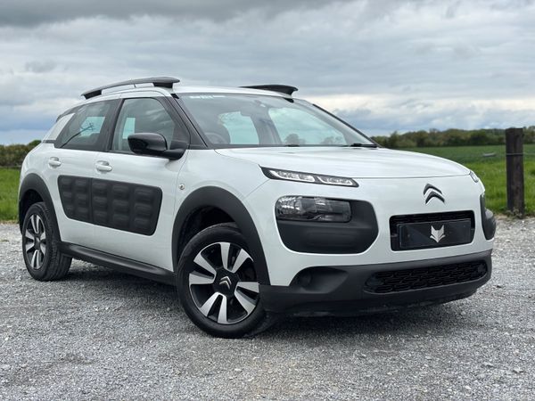 Citroen C4 Hatchback, Petrol, 2015, White