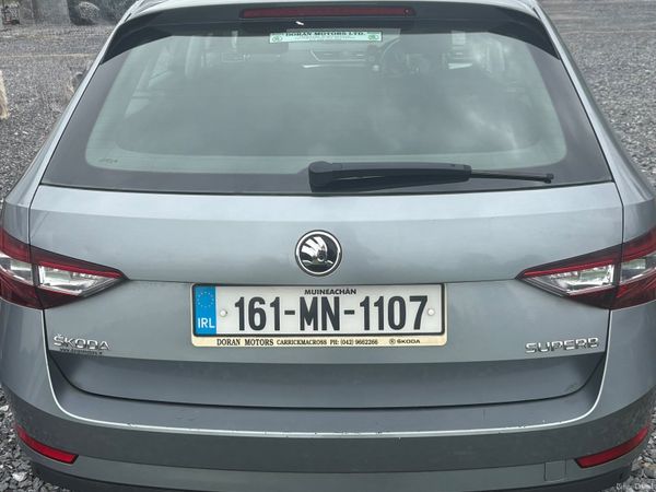 Skoda Superb Estate, Diesel, 2016, Grey