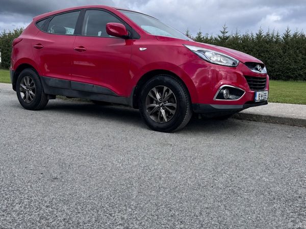 Hyundai ix35 SUV, Diesel, 2015, Red