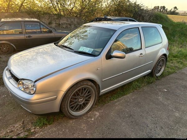 Volkswagen Golf Hatchback, Petrol, 2001, Silver