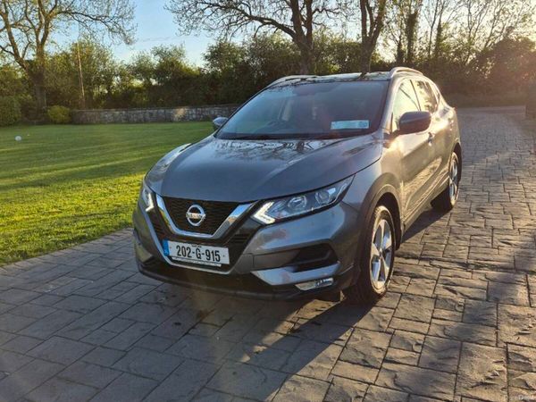 Nissan Qashqai MPV, Petrol, 2020, Grey