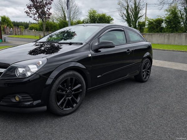 Opel Astra Hatchback, Petrol, 2008, Black