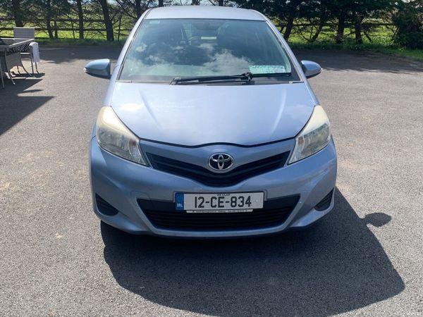 Toyota Yaris Hatchback, Diesel, 2012, Blue
